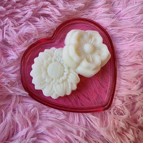 Tallow Face Serum Bars - Picture 1 of 6